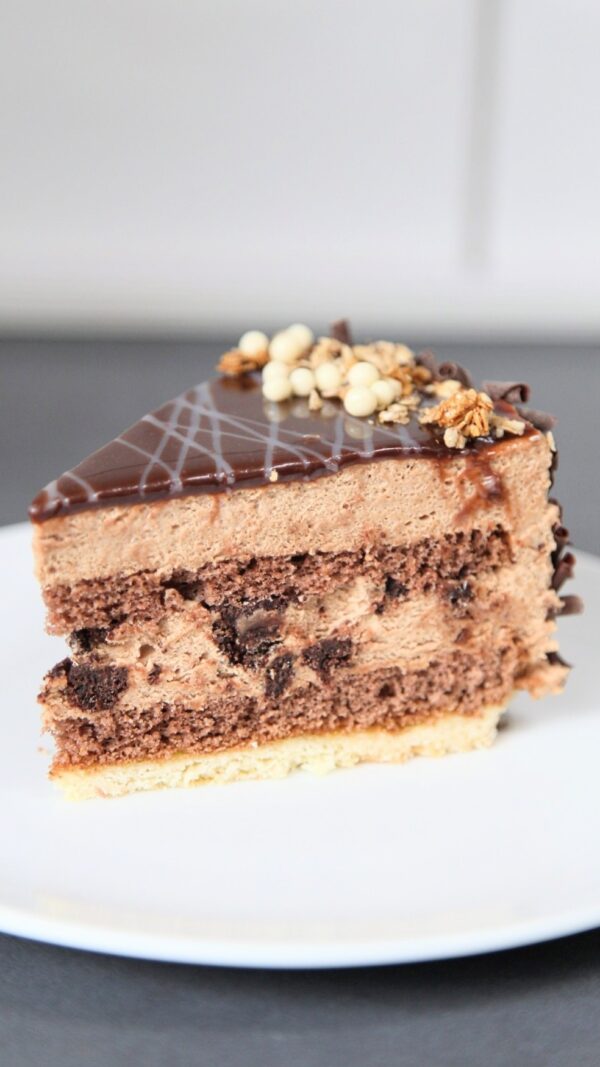 Nougat Crumble Torte - Vorbestellung